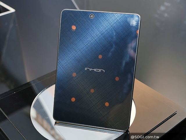 應宏發表INHON Famorr法莫雙鏡面平板 定價4490起