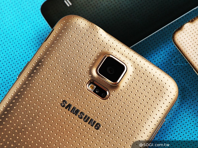 SAMSUNG GALAXY S5實測:外型、效能篇 SAMSUNG GALAXY S5實測:外型、效能篇