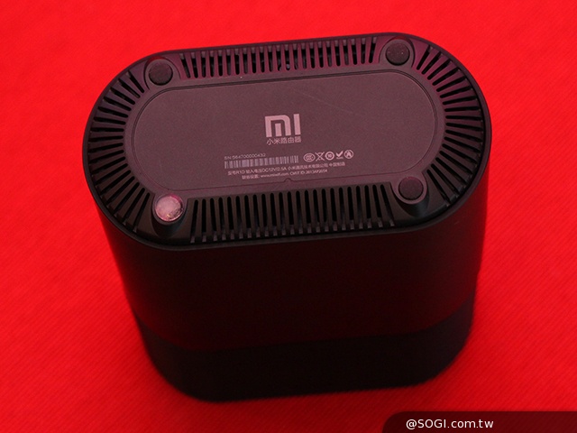 小米之家展示米3、紅米Note多款產品 下半年來台設店