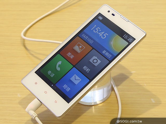 小米之家展示米3、紅米Note多款產品 下半年來台設店