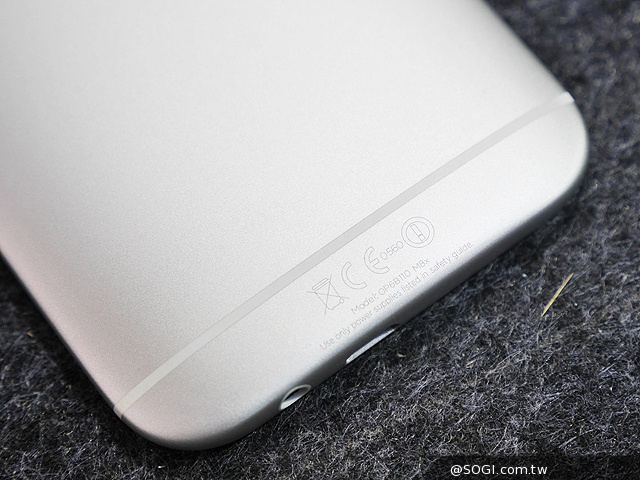 HTC One（M8）月光銀開賣 大量實機圖賞【春電展2014】