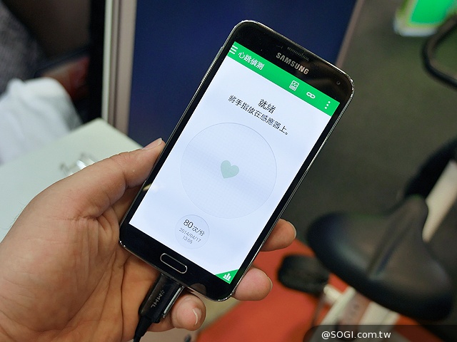 春電展穿戴科技專區 智慧手錶、手環大拼場【春電展2014】 春電展穿戴科技專區 智慧手錶、手環大拼場【春電展2014】