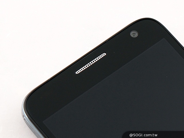 遠傳Smart 405 七千有找的輕巧4G平價手機