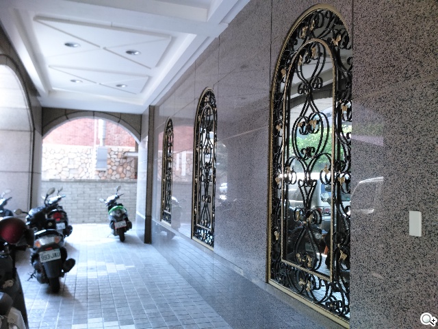 索尼6吋中階LTE智慧機Xperia T2 Ultra實測