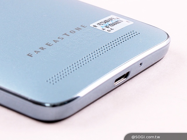 遠傳Smart 405 七千有找的輕巧4G平價手機