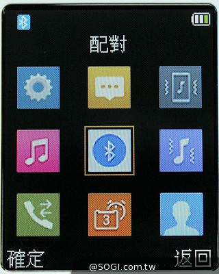 阿爾卡特6吋巨屏手機OneTouch Hero 多樣配件不同體驗