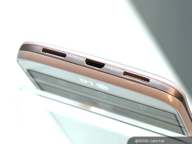 4.7吋迷你G2手機LG G2 mini 中華獨賣 單機8990