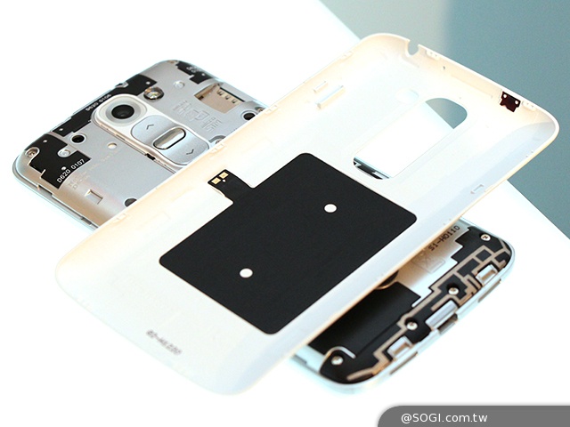 4.7吋迷你G2手機LG G2 mini 中華獨賣 單機8990