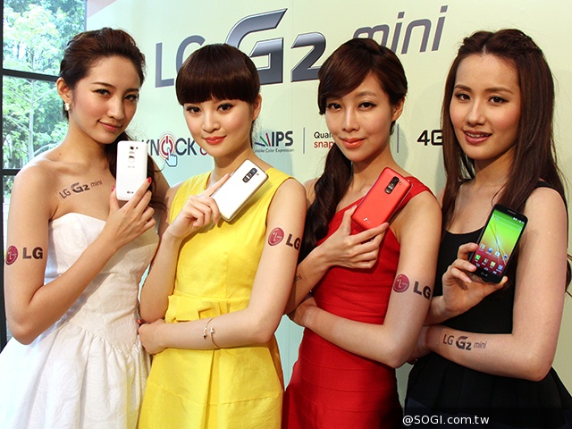 4.7吋迷你G2手機LG G2 mini 中華獨賣 單機8990