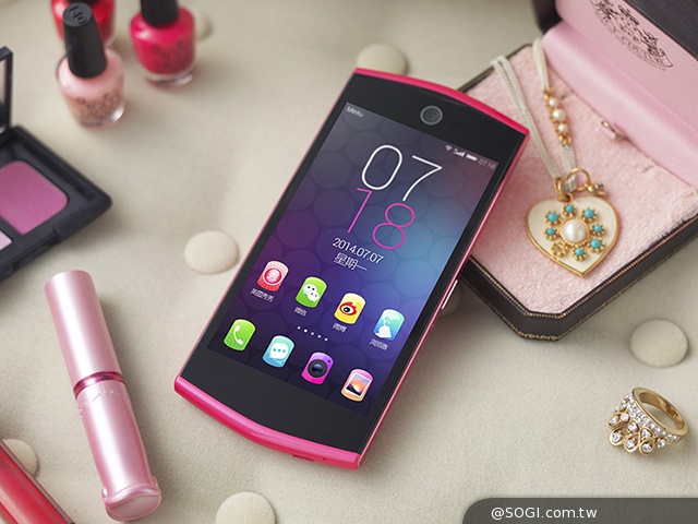 自拍專用美圖手機Meitu 2發表 支援影片美顏功能