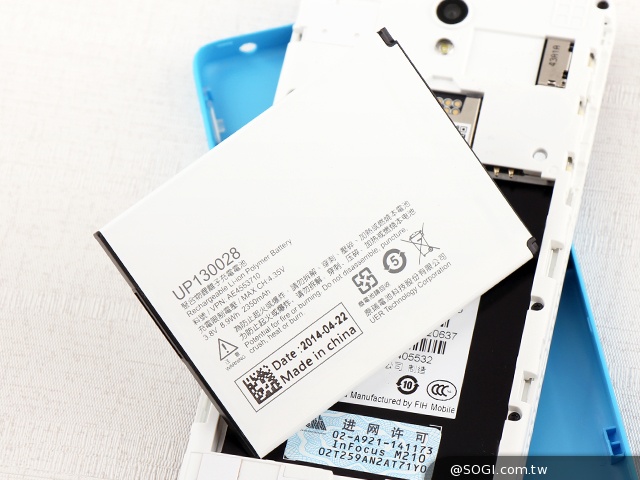 富可視推多彩低價手機!4.7吋雙卡InFocus M210 富可視推多彩低價手機!4.7吋雙卡InFocus M210