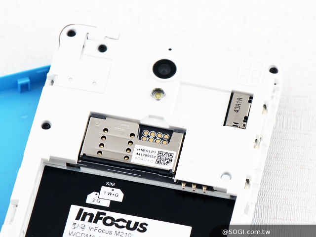 富可視推多彩低價手機!4.7吋雙卡InFocus M210 富可視推多彩低價手機!4.7吋雙卡InFocus M210