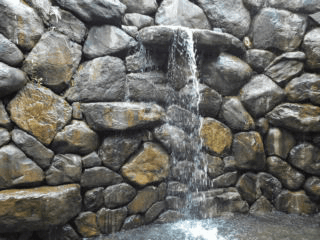 富可視推多彩低價手機!4.7吋雙卡InFocus M210 富可視推多彩低價手機!4.7吋雙卡InFocus M210