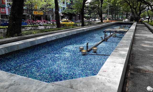 富可視推多彩低價手機!4.7吋雙卡InFocus M210 富可視推多彩低價手機!4.7吋雙卡InFocus M210