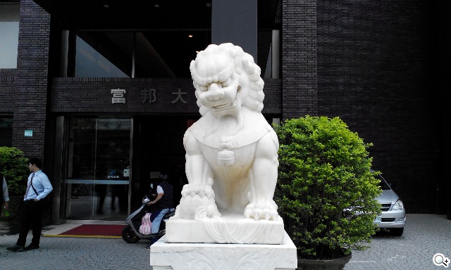 富可視推多彩低價手機!4.7吋雙卡InFocus M210 富可視推多彩低價手機!4.7吋雙卡InFocus M210