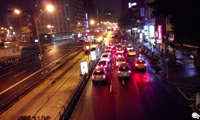 富可視推多彩低價手機!4.7吋雙卡InFocus M210 富可視推多彩低價手機!4.7吋雙卡InFocus M210