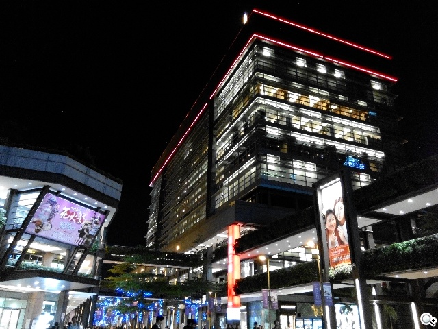 13MP旋轉鏡頭八核雙卡手機G-PLUS E7 mini詳測