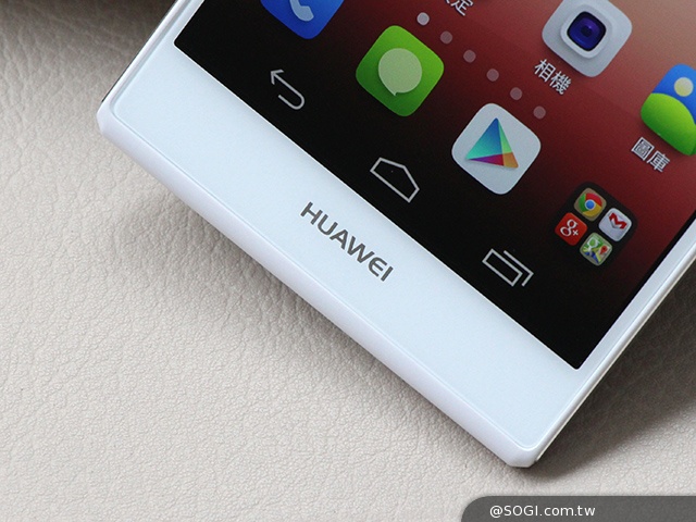 華為5吋纖薄LTE手機Ascend P7法國實機、效能體驗