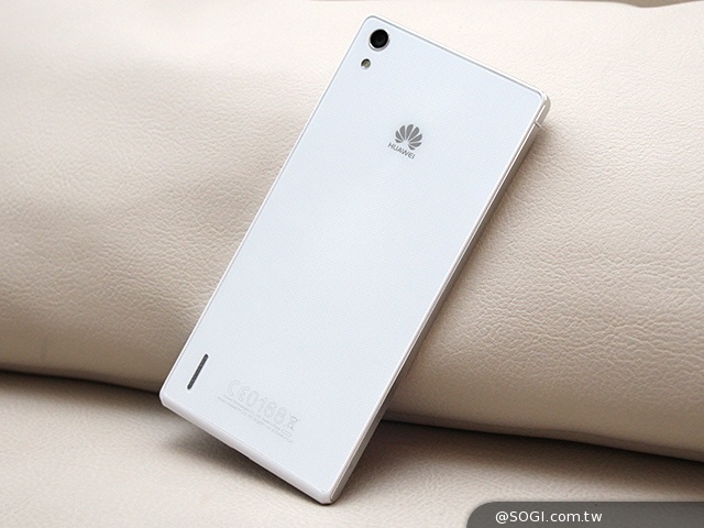 華為5吋纖薄LTE手機Ascend P7法國實機、效能體驗