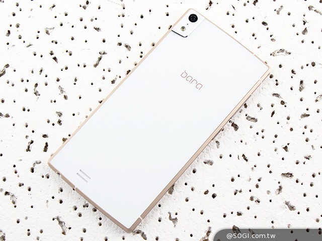 5.55吋超薄體驗 八核芭樂智慧手機bara 1