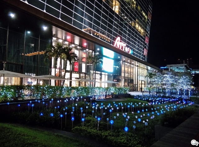 5.55吋超薄體驗 八核芭樂智慧手機bara 1