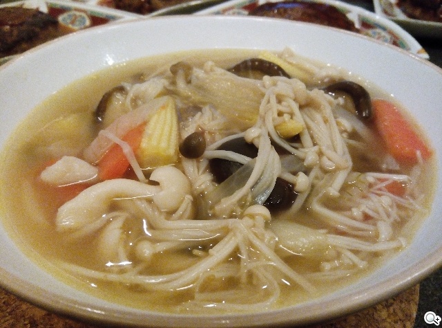 5.55吋超薄體驗 八核芭樂智慧手機bara 1