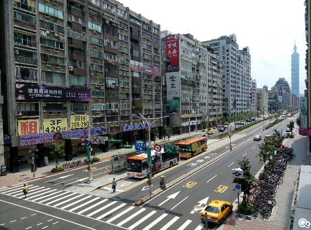 5.55吋超薄體驗 八核芭樂智慧手機bara 1