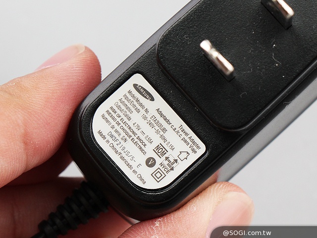 SAMSUNG Gear Fit智慧手錶 生活、運動好幫手