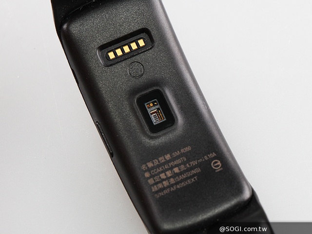 SAMSUNG Gear Fit智慧手錶 生活、運動好幫手