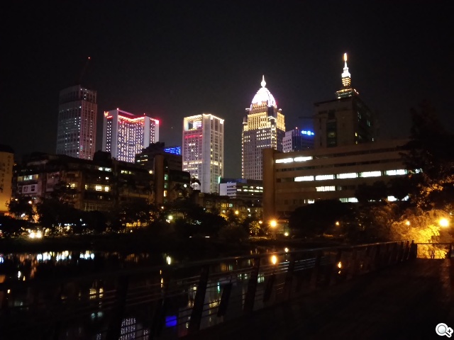 4.7吋LG G2 mini 輕巧版G2 具完善UX功能