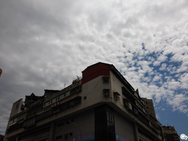 4.7吋LG G2 mini 輕巧版G2 具完善UX功能