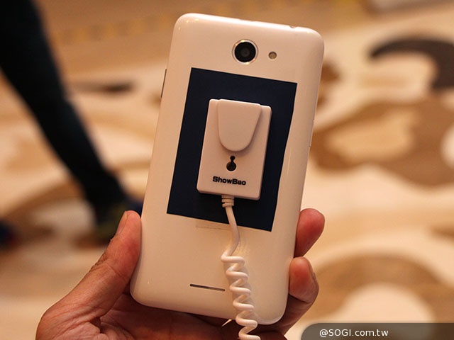 5吋HTC Desire 516/316 高通QRD大會展出