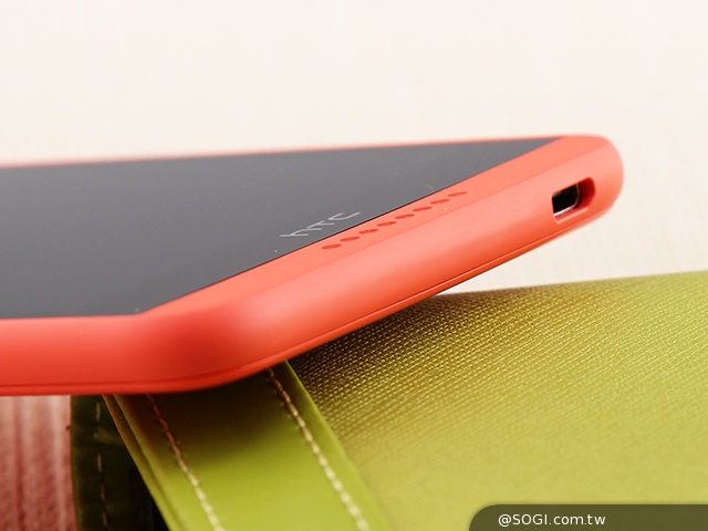 5.5吋平價4G智慧機 HTC Desire 816靚色出擊