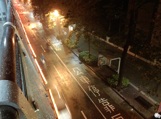 5.5吋平價4G智慧機 HTC Desire 816靚色出擊