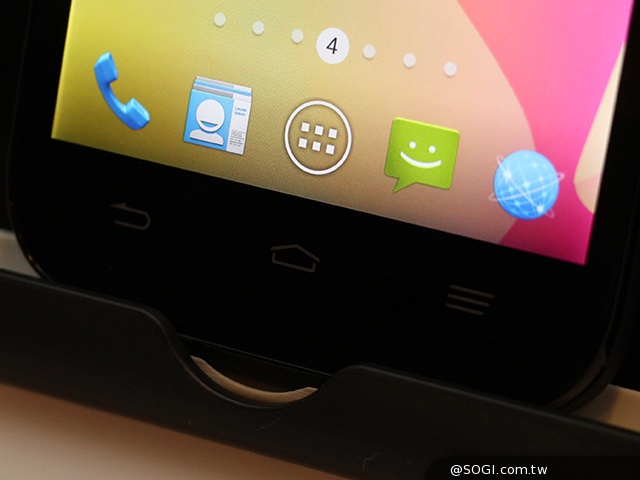 台哥大推4G全頻段Amazing手機及平板 鎖定紅米Note再推A8手機