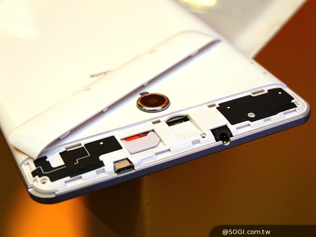 台哥大推4G全頻段Amazing手機及平板 鎖定紅米Note再推A8手機