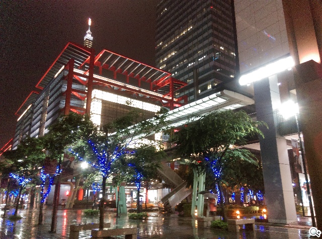 5.5吋平價4G智慧機 HTC Desire 816靚色出擊