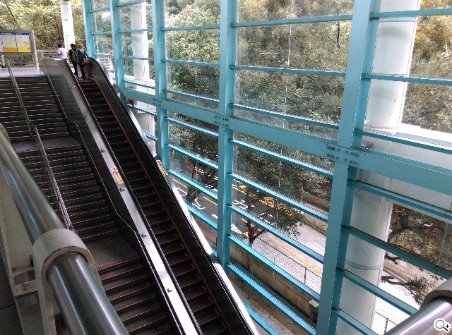 5.5吋平價4G智慧機 HTC Desire 816靚色出擊