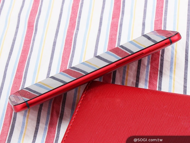 銀紅金灰全到齊 HTC One (M8)四色圖賞