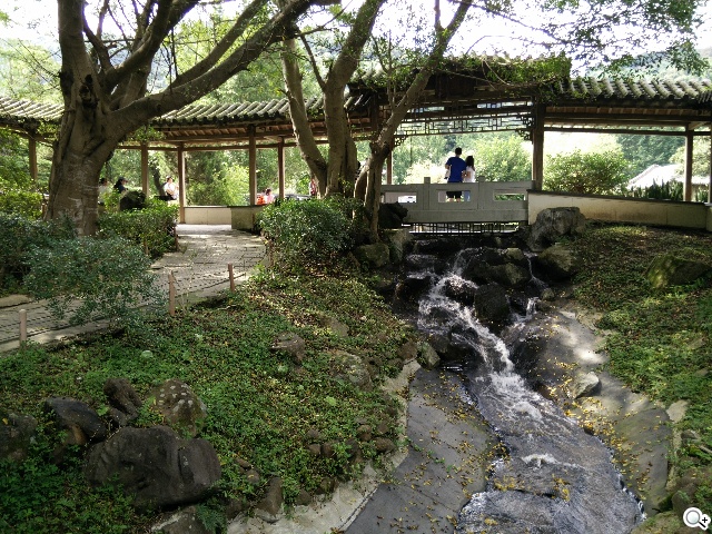 5.5吋OPPO Find 7a輕裝4G旗艦 充電超迅速