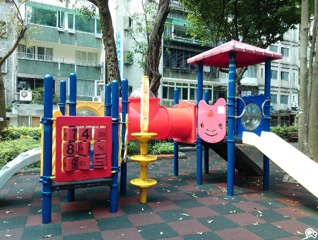 4G全頻段支援 HTC Desire 610延續旗艦享受