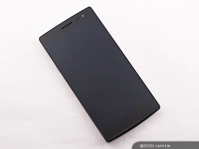 5.5吋OPPO Find 7a輕裝4G旗艦 充電超迅速