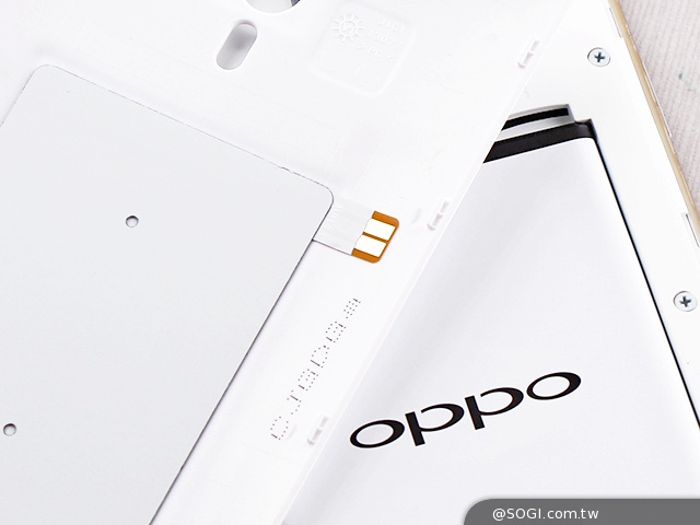 5.5吋OPPO Find 7a輕裝4G旗艦 充電超迅速