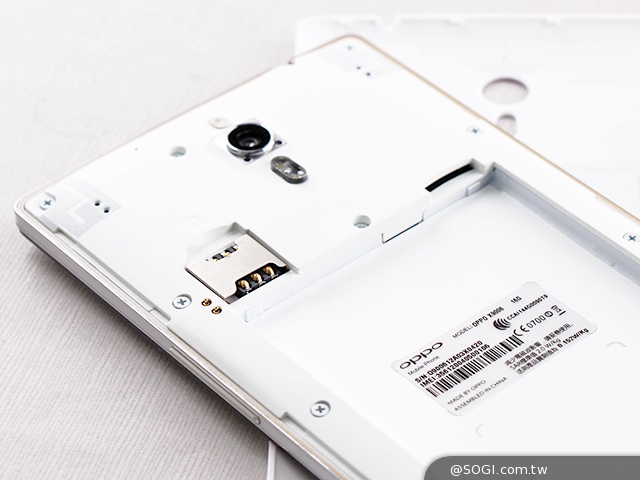 5.5吋OPPO Find 7a輕裝4G旗艦 充電超迅速