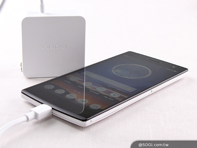 5.5吋OPPO Find 7a輕裝4G旗艦 充電超迅速