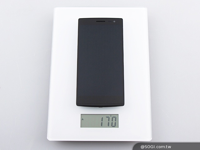 5.5吋OPPO Find 7a輕裝4G旗艦 充電超迅速