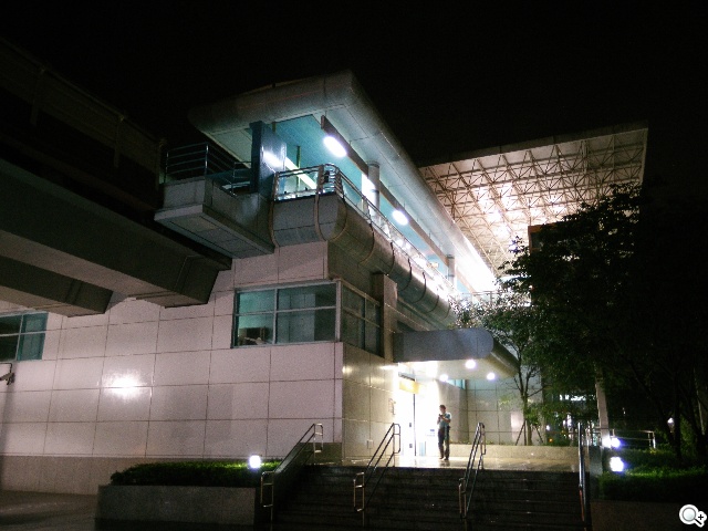 5.5吋OPPO Find 7a輕裝4G旗艦 充電超迅速