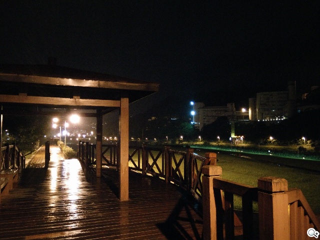 5.5吋OPPO Find 7a輕裝4G旗艦 充電超迅速