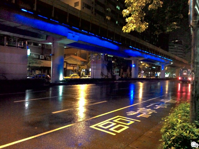 一機抵三機！華碩Fonepad 7 ME175CG雙卡手機平板