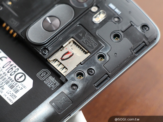 LG G3旗艦美型手機 5.5吋2K螢幕外觀、效能初體驗